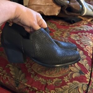 Women's Bare traps Bootie Black Boots Ridgely Size 9